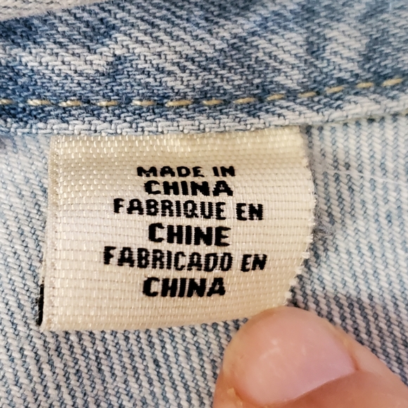 Vintage Levi's Denim Jacket - Picture 6 of 9